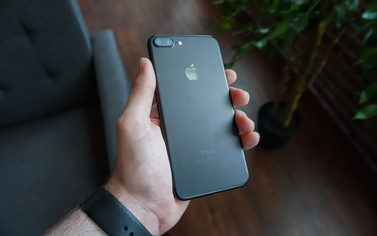 სესხი iPhone-ს ტარების უფლებით
